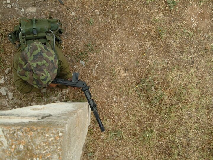 Israeli Corner Shot Rifle CornerShot Clones From Around the World | thefirearmblog.com