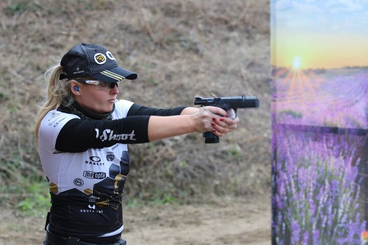 CZ Shadow 2 Maria Gushchina Limited Edition