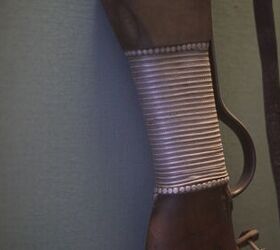 Either a well-kept example or a very well done restoration, readers can get a sense of the decorative nature of the silver wire around the pistol grip.