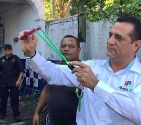 Mexican Police Department Armed with Slingshots