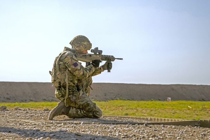 Uk Load Out British Army Rebalances Small Unit Weapons Load Out | thefirearmblog.com