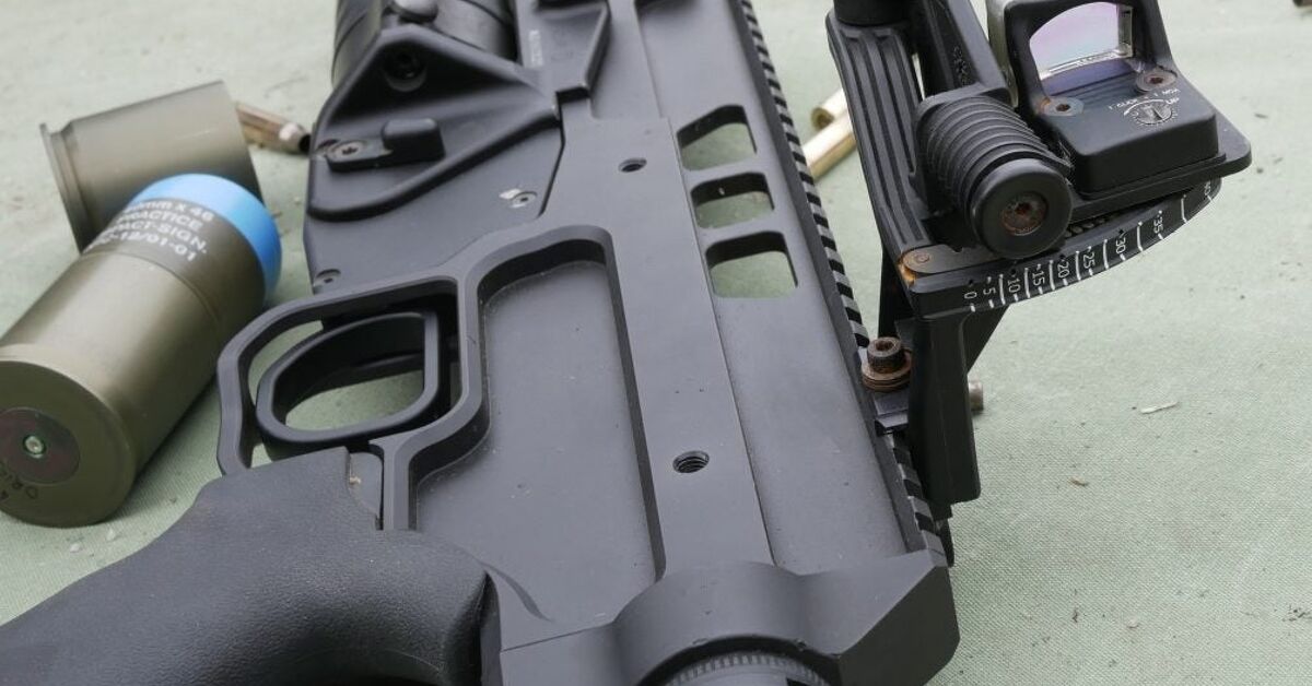 Hands on with the SL40 UBGL/Standalone Grenade Launcher from Lithgow ...
