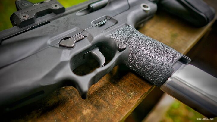 TFB REVIEW: Fire Control Unit X01 PDW – The Future Of Small Arms ...