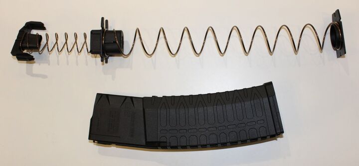 Update Schmeisser 60-Round AR-15 Magazine (2)