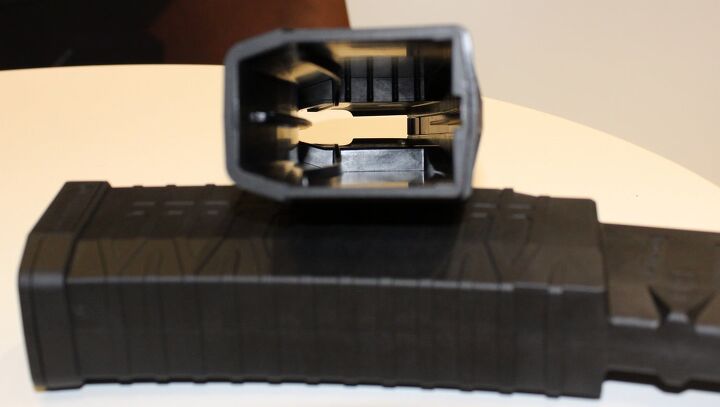 Update Schmeisser 60-Round AR-15 Magazine (5)
