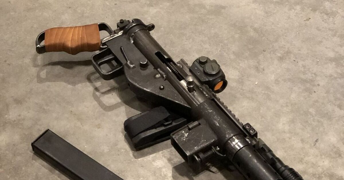 Modernized Sten MKII DIY Build | thefirearmblog.com