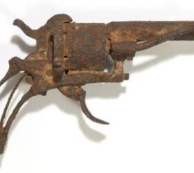 Vincent van Gogh's Revolver to be Auctioned in France