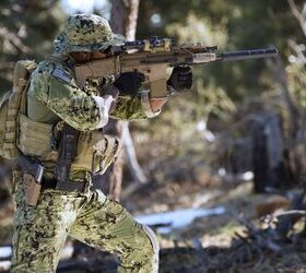 POTD: NAVY SEALs and FN Herstal MK 17 | thefirearmblog.com