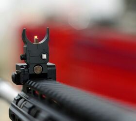 Smith Tactics ILLUMINATOR Battery-Powered Flip-Up Front Sight