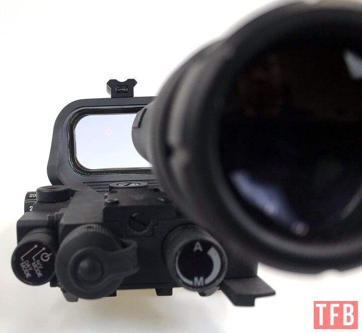 Machine Gun Optics Friday Night Lights: GRD Machine Gun Optic DCL110AD-3X | thefirearmblog.com