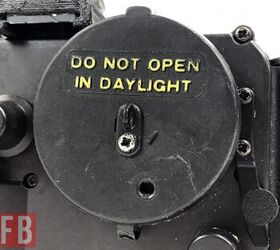 Pinhole daylight cover closed.