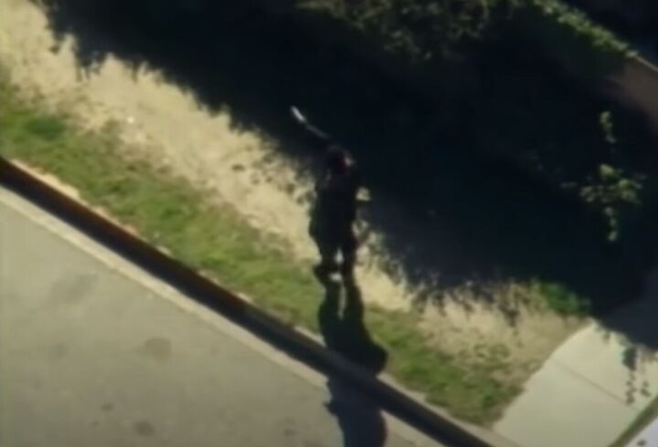 A Breakdown of the Infamous 1997 North Hollywood Bank Shootout ...