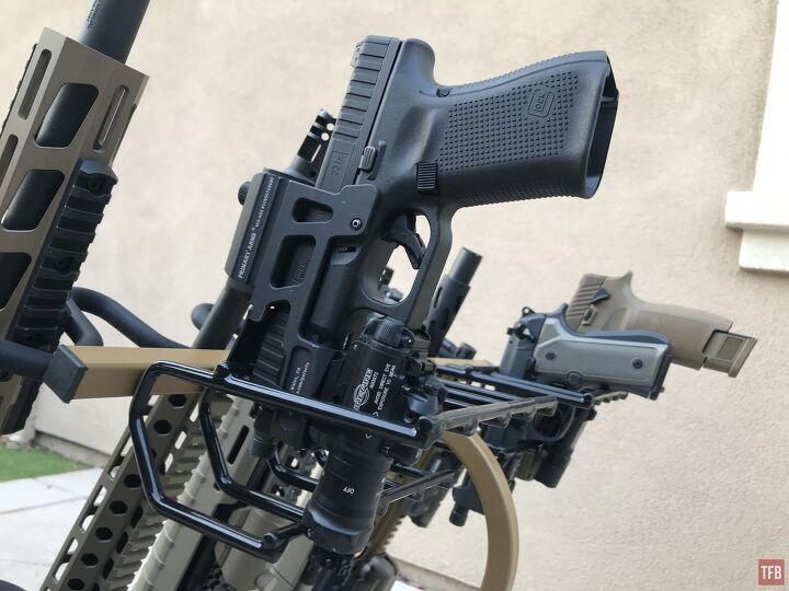 Savior Rifle Rack Lock TFB Review: Savior Shorty Rifle Rack & Mobile Firearm Rack ...