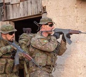 POTD: Slovakians With vz. 58 Rifles