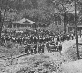 Coal Miners Revolt: The Battle of Blair Mountain West Virginia