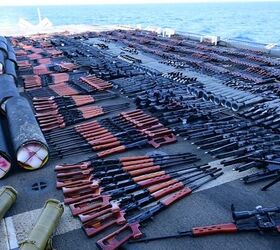 U.S. Navy Seizes Illegal Weapons in Arabian Sea | thefirearmblog.com