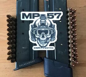 20 rounds on the left, 25 rounds on the right.