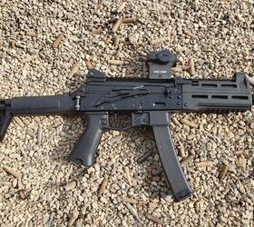 New Version of PPK-20 SMG for Russian Military Pilots' Survival Kits