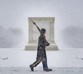 POTD: First Snow of 2022 – Tomb of the Unknown Soldier