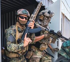 POTD: Bulgarian Special Forces and U.S. Army Green Berets