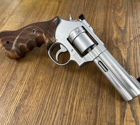 Wheelgun Wednesday: Highly Customized Smith & Wesson 617 in France ...