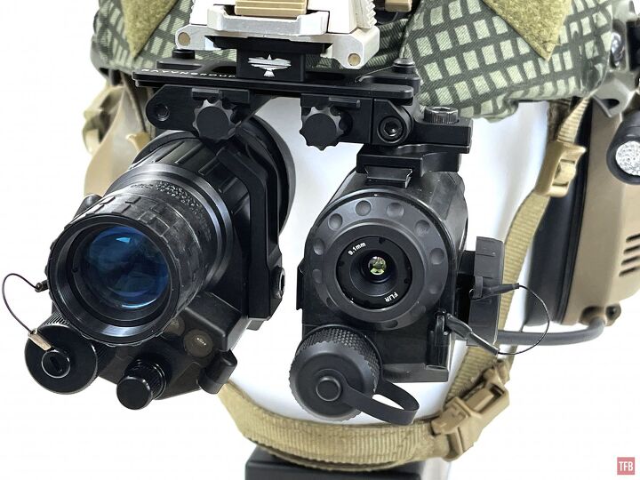 Friday Night Lights: Rayvn Rail – PVS14 + FLIR BREACH Bridge ...