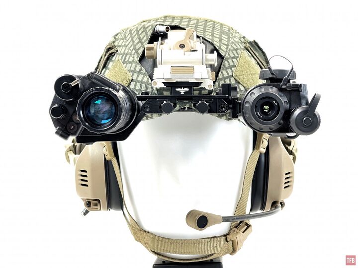 Friday Night Lights: Rayvn Rail – PVS14 + FLIR BREACH Bridge ...