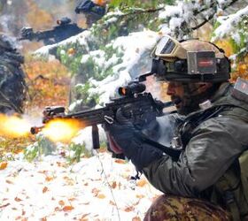 POTD: Italian Paratroopers with SCP70 Rifles