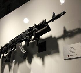 Rosoboronexport To Discuss AK-203 Production At India's Defexpo 22