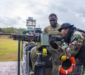 POTD: The M240B Machine Gun at Patrol Craft Officer-Riverine Course