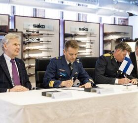 Dott. Franco Gussalli Beretta, Sako Chairman of the Board, Major General Jari Mikkonen, Brigadier General Jonas Lotsne, Raimo Karjalainen, Sako CEO and Member of the Board (via Sako Ltd.)