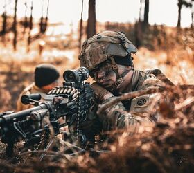 POTD: U.S. Paratroopers Engaging The Opposition