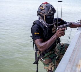 POTD: Ghana Armed Forces Clear A Ship