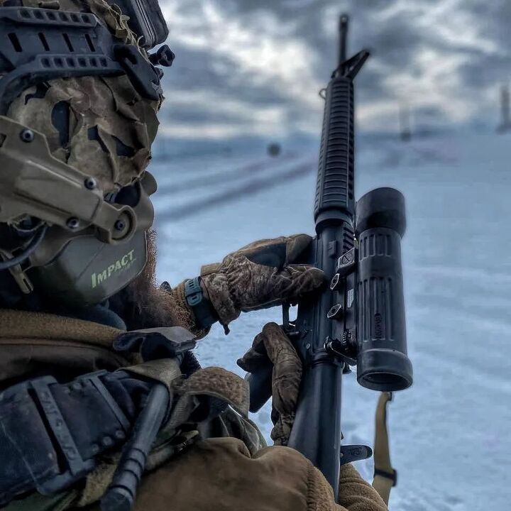 Inside the Dutch Effort to Send Rifles to Ukraine | thefirearmblog.com