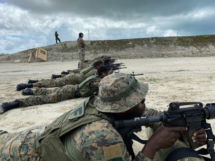 Teico Gaitor Rbdf POTD: The Royal Bahamas Defence Force | thefirearmblog.com