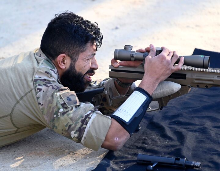 Competitive Scaring POTD: FN SCAR in USASOC International Sniper Competition ...