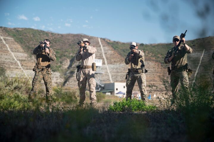 POTD: British Royal Marine Commando Doing Speed Reloads ...