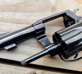 Wheelgun Wednesday: Smith & Wesson Model 37 Chief Special Airweight ...