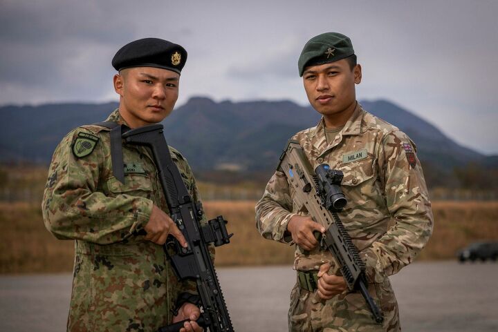 New Gurkhas Preparing For The Attestation Parade In Nepal - Gurkha - Foto 8