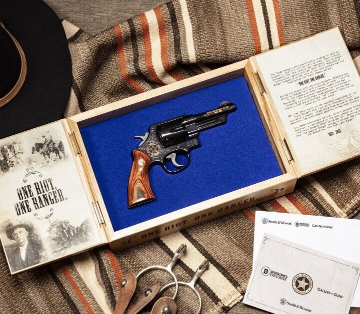 Wheelgun Wednesday: Smith & Wesson Texas Rangers Bicentennial Revolver ...