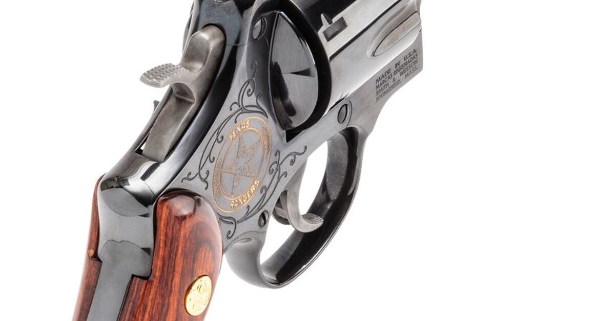 Wheelgun Wednesday: Smith & Wesson Texas Rangers Bicentennial Revolver ...