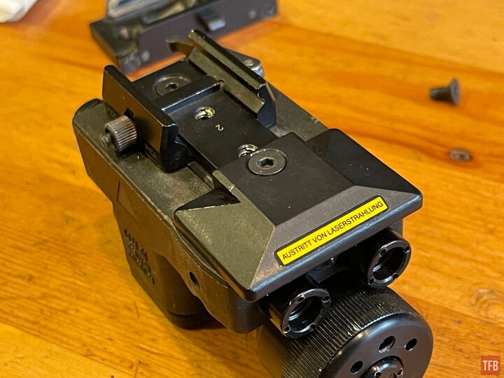 Llm 01 Friday Night Lights: Rheinmetall/Oerlikon LLM01 (Laser Light Module 01 ...