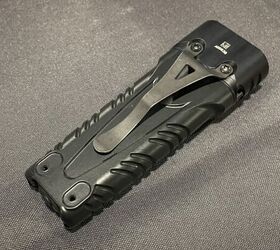 SHOT 2024] SureFire XR2 Weaponlight, Remote Switches, Stiletto EDC
