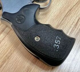TFB Review: The Smith & Wesson Model 686 Plus Deluxe