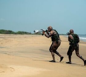 POTD: Indian Marine Commando Force With Floating AKs | thefirearmblog.com