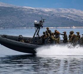 POTD: Navy SEALs Train with Croatian SOF | thefirearmblog.com