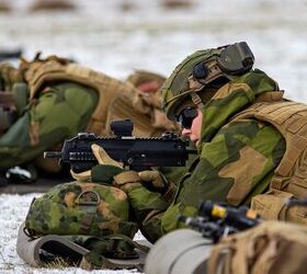 POTD: Heckler & Koch MP7 In Eastern Europe – NATO Battle Group Lithuania