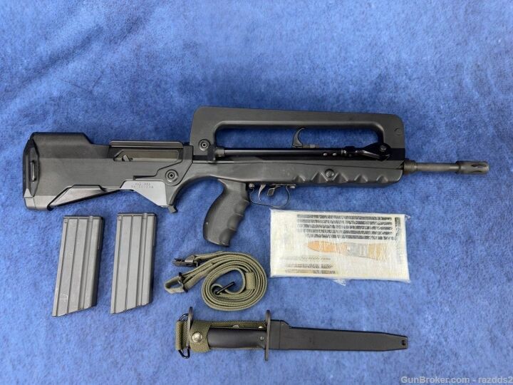 HOT GAT or FUDD CRAP? Look Mom a FAMAS or I'm at a Loss?