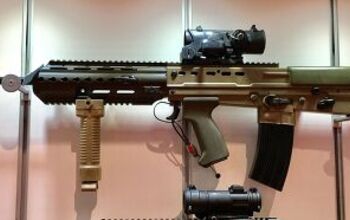 Photo of the F90MBR (Modular Bullpup Rifle) In The Wild [DSEi 17 ...