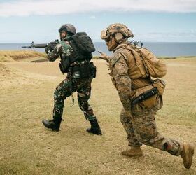 potd indonesian marine shooting a pindad